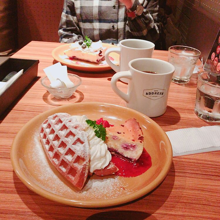 ユリ