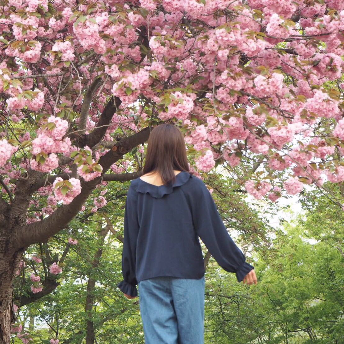 せり