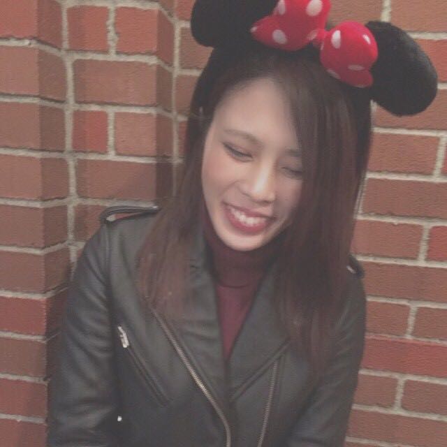 ユリ